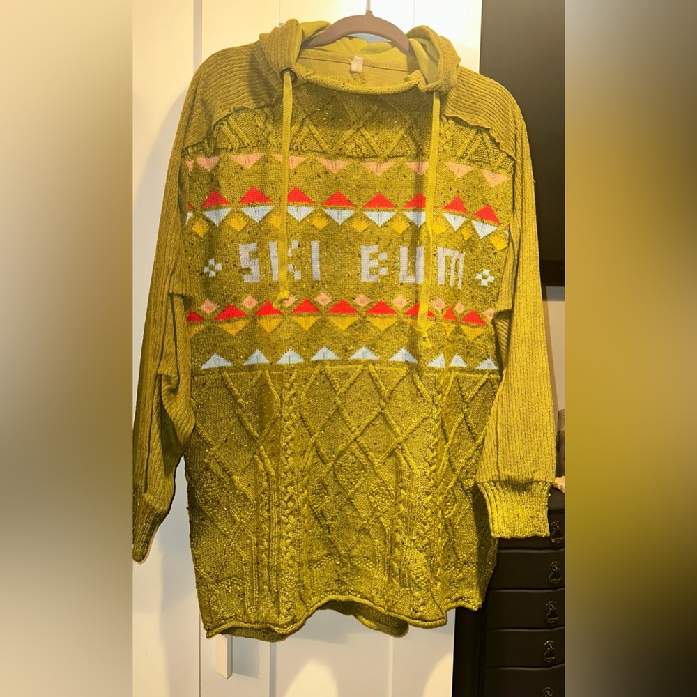 NEW FREE PEOPLE Powder Bunny Knit Sweatshirt - Picture 7 of 13
